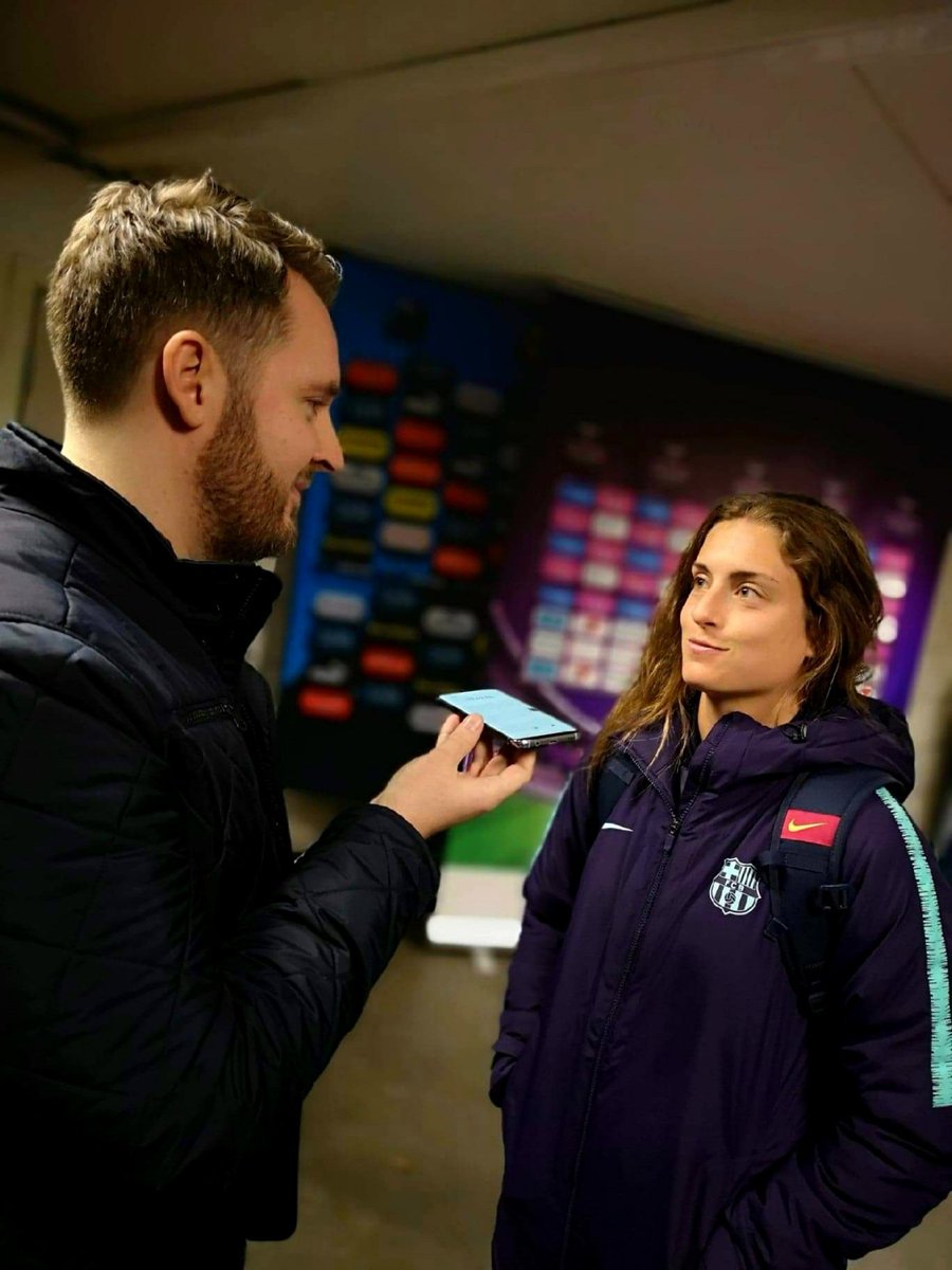 Magnusoi's tweet photo. Gràcies per tots els records @alexiaputellas ❤️🥺 Per sempre el meu preferit, la meva 🐐
Bona sort, crack 🤗🥰 https://t.co/chPnUXwtvQ