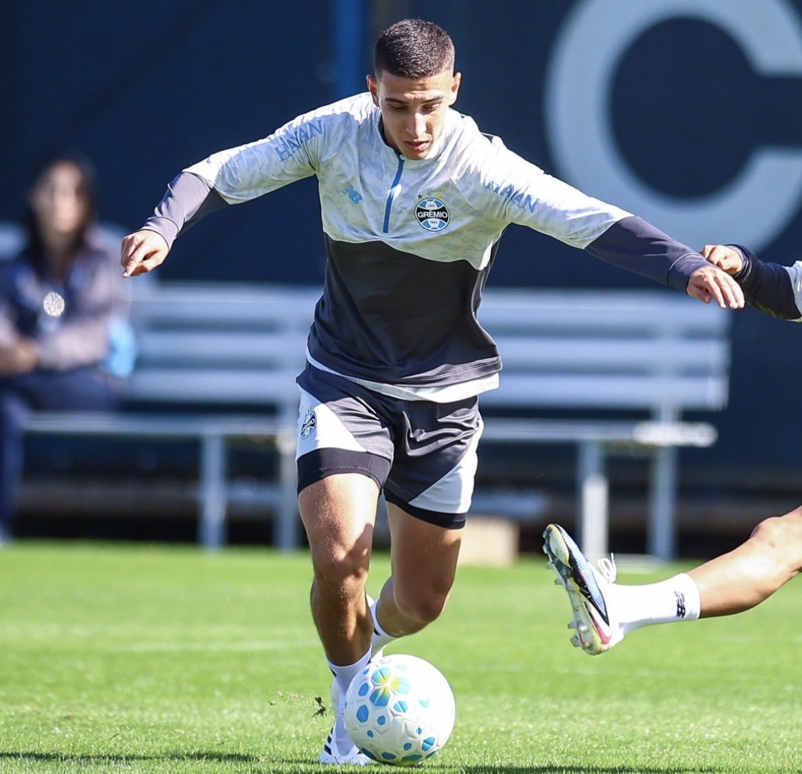 Soccer News Grêmio tweet media