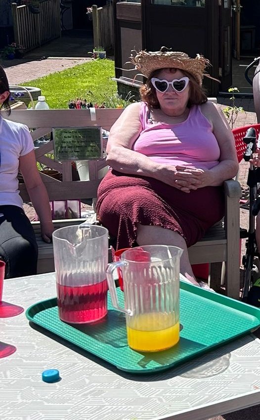 rashielee's tweet photo. Outdoor visit from our grandbuddies... enjoying the sunshine together βοΈ
#intergenerational #community https://t.co/Z5JQGW9pU1