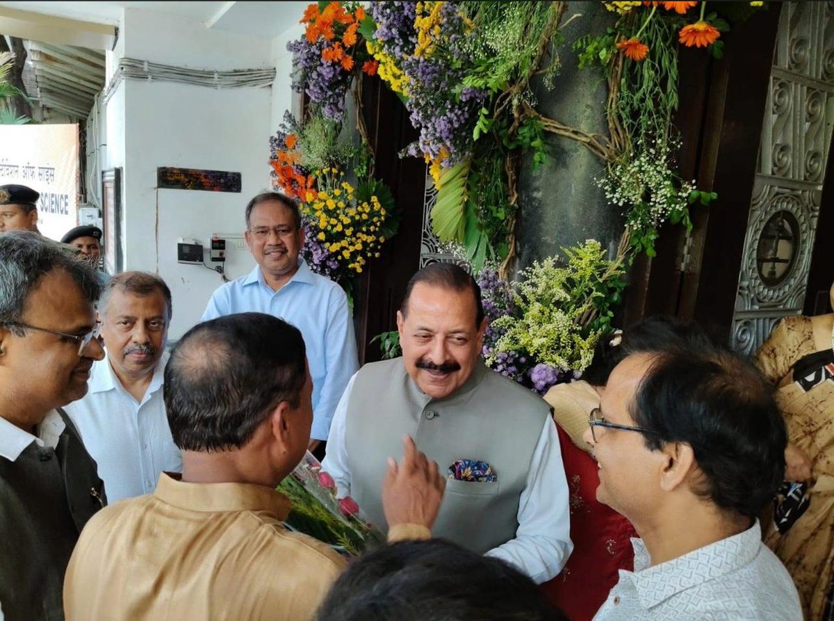 PrasenjitOFC's tweet photo. On 26.05.2026, BJP #State_Committee_Member &amp; Incharge of D.H Dist, Shri #Prasenjit_Bhowmik was present during inauguration of Exhibit of Si Solar Cell  as well as RETINa by @DrJitendraSingh ,MOS(IC), Ministry of Science and Technology, Govt of India, during his visit at IIACS. https://t.co/jKJOVFuPih