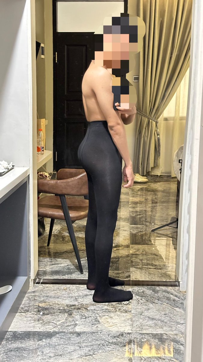 socklatte's tweet photo. Hasil legday and glutes 2 kali seminggu https://t.co/SKyrdXGkGA
