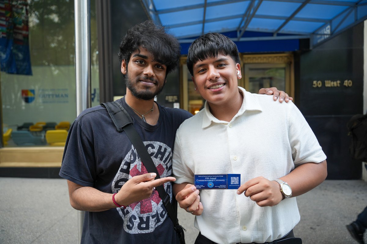 GuttmanCC's tweet photo. Graduates, come get your tickets! Stop by the Atrium on Monday, June 1 to pick up your Commencement tickets (4 per graduate) along with your regalia. 
All guests must have a ticket to be seated. More details on our website: https://t.co/95LXGKsutQ https://t.co/BRsD5aAY9p