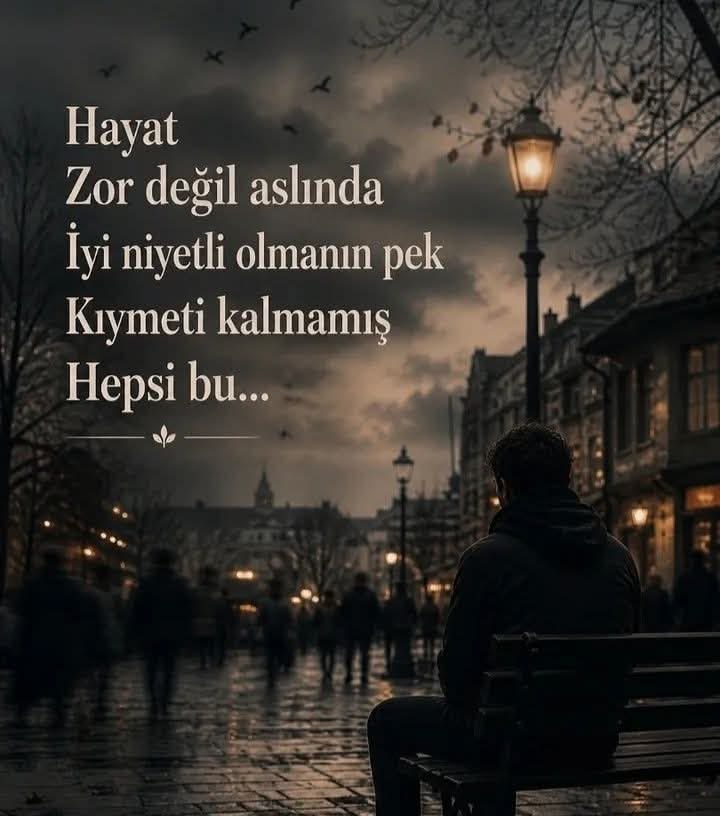 sair1923's tweet photo. Güneş üzerine doğdukça gerçek seni daha çok harlayacak.
Zaman senden hızlı gün aldıkça seni daha çok darlayacak.
Sen bu kalbi çok arayacaksın.!

Alpaslan 26/05/26

#GeceyeBirSöz #GeceyeNotum
#zaman #hızlı #hak #arama #vol10 https://t.co/pvPYMhld3g