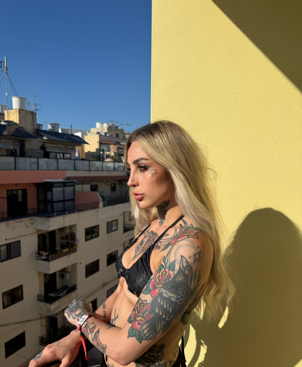 𝑴𝑰𝑺𝑻𝑹𝑬𝑺𝑺 𝑫𝑰𝑨 tweet media