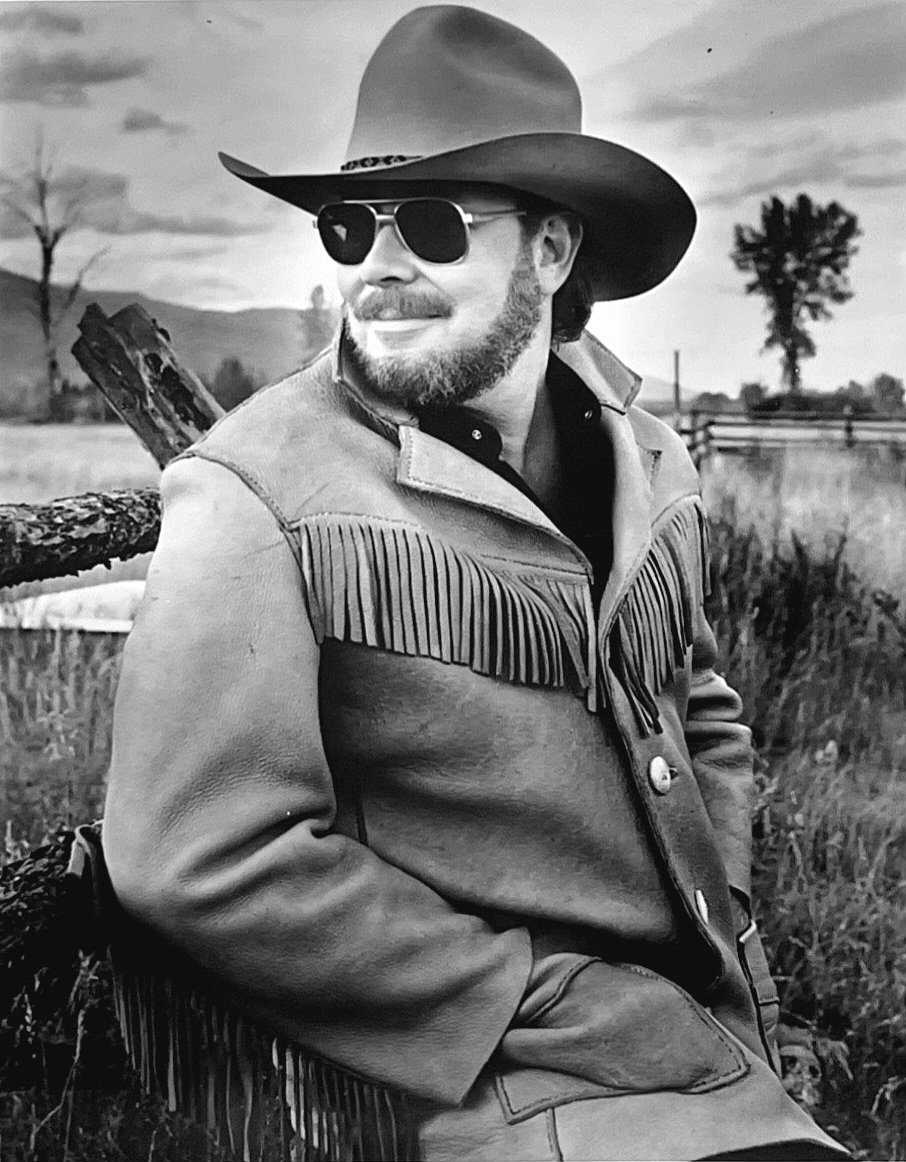 BeMisty's tweet photo. Happy Birthday, Hank Williams Jr.!
*born on this day: May 26, 1949* https://t.co/ruV0lJOBp3