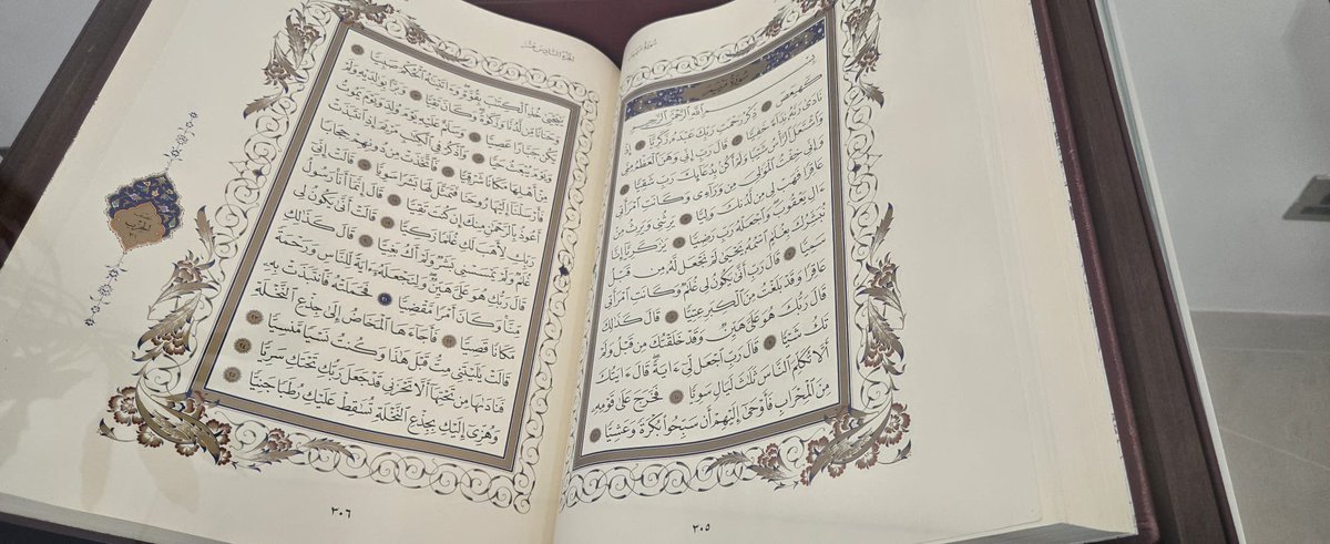 QWA_2011's tweet photo. في إطار تعزيز التواصل الثقافي والتعرف على أبرز المراكز الحضارية في الدولة، قامت رابطة المرأة القطرية برفقة عدد من الضيوف
بزيارة مركز عبدالله بن زيد آل محمود الثقافي الإسلامي
يوم الأثني الموافق 2026-05-25
الساعة 10:00 صباحاً

حيث تم الاطلاع على مرافق المركز والتعرف على خدماته وبرامجه المتنوعة التي تسهم في نشر الثقافة والقيم الإسلامية بأسلوب حضاري مميز.

وقد شكّلت الزيارة فرصة جميلة لتبادل المعرفة والتعرّف على الجهود