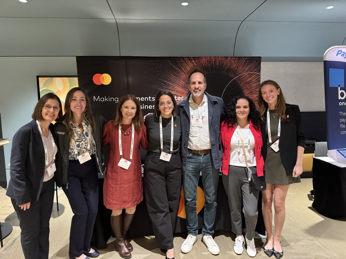 PayWithExtend's tweet photo. That's a wrap on this year's CPI Middle Market Summit 2026. 🤝

Two days, great conversations, and a room full of people passionate about where commercial payments are heading. Always worth the trip to Chicago. Thanks to everyone who connected with our team. See you next year. 👋 https://t.co/y94WK9ZZuc