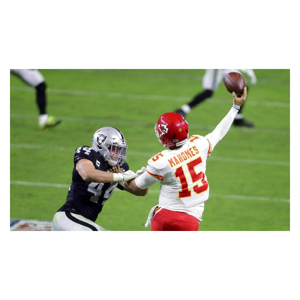 NFLMAVERICK's tweet photo. Happy birthday to former Raiders LB Nick Kwiatkoski, May 26, 1993. https://t.co/9hnkDgHjrs