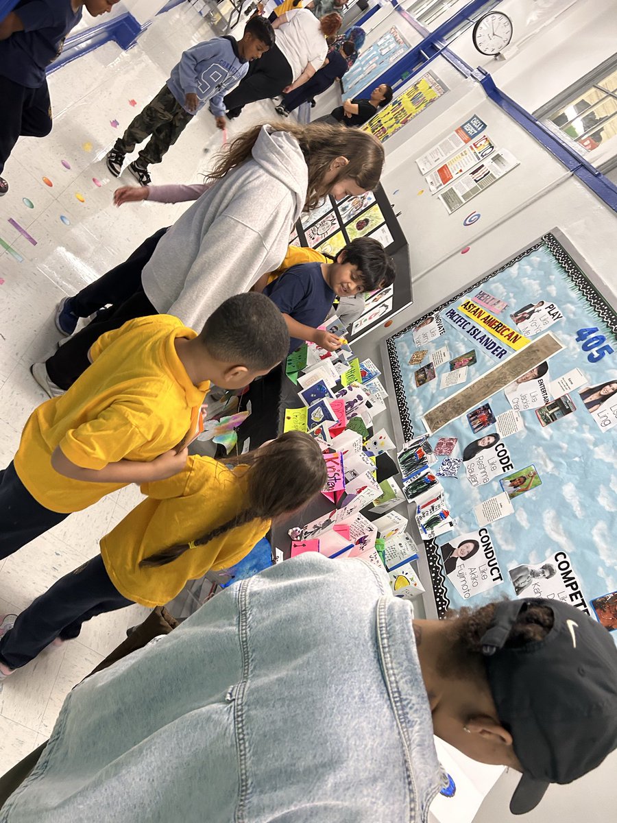 PS102MJC's tweet photo. Big thank you to all Grade 1 and 2 families for coming out to the Creative Art Works exhibition! It was wonderful to share the students’ creativity with you. Your support made the event extra special, and the kids were so proud to show their artwork. https://t.co/gGjddOJCKg