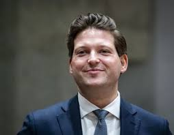 Sam Gowie tweet media