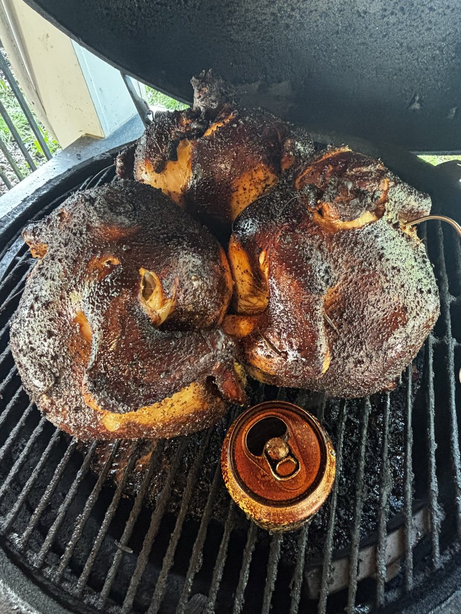 NolanJett_'s tweet photo. Sunday Funday 🐔 https://t.co/ptvwWV0yrh