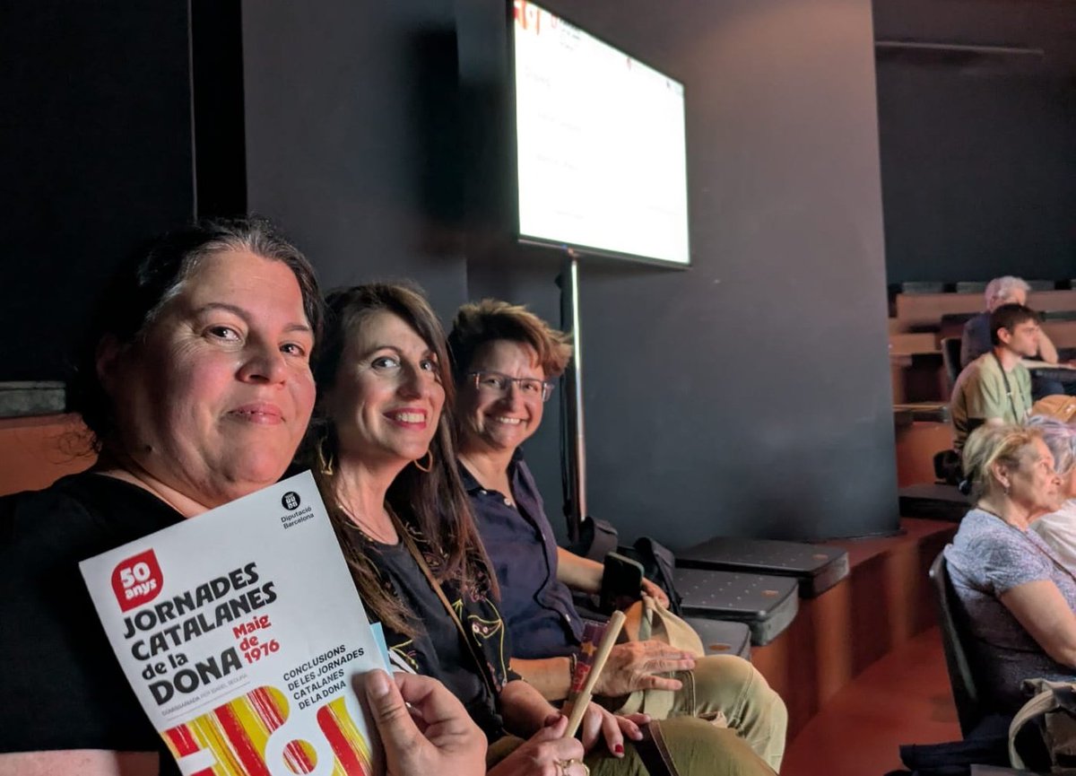 olga_hm's tweet photo. 🟣 Demà farà 50 anys que començaven les primeres Jornades Catalanes de la Dona al Paraninf de la Universalitat de Barcelona. 

👉🏽 Avui commemorem aquella trobada històrica veient que encara hi ha molta feina a fer... https://t.co/n6ZtHvOqdV
