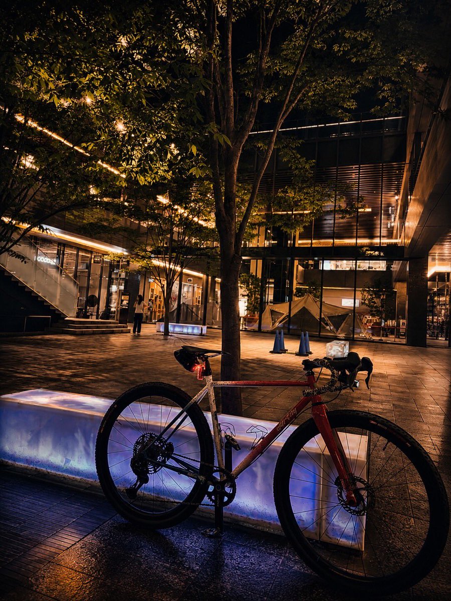 tack48ajk's tweet photo. Night Ride

#irctire
#cycling 
#allcity https://t.co/eZzrk5yHdP