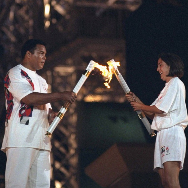 AliCenter's tweet photo. Join us in honoring and remembering Ali's legacy as we look back on significant moments from 10 years ago.

Team USA swimmer @janetevans said "Thank you #Ali for inspiring us all to be champions."

📷: Janet Evans / International Olympic Committee https://t.co/p1qel5vFJ2
