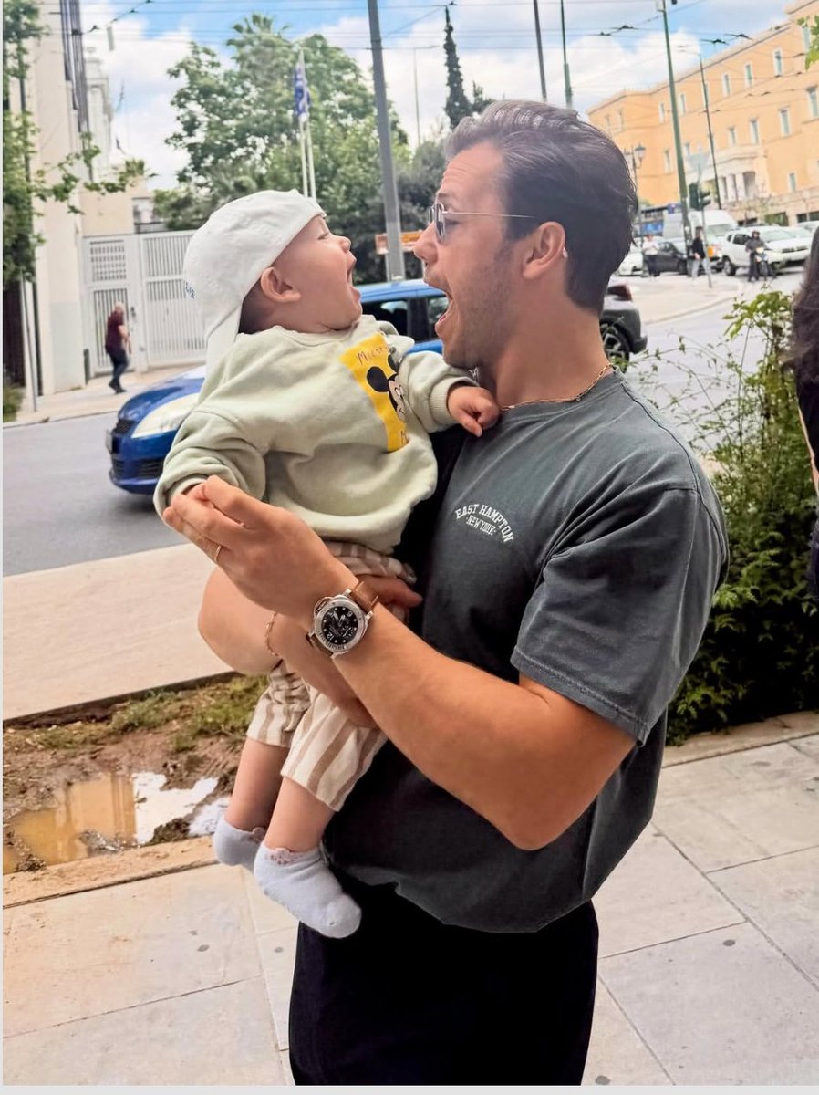 onlysimplyray's tweet photo. Tolga ve tolga junior 🥹💙
#TolgaSarıtaş https://t.co/5SHc8faokv