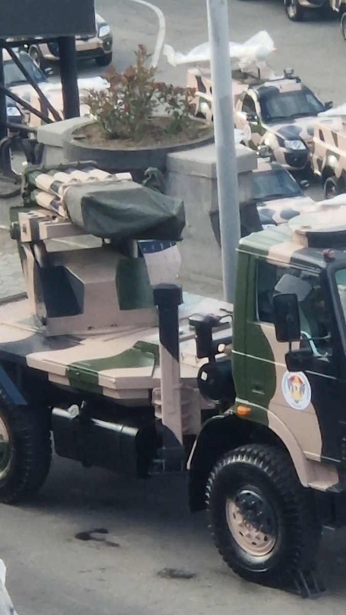 Hayk__H's tweet photo. New Armenian digitalized/automated 8-tube 122mm light MLRS system spotted in Yerevan ahead of the May 28 parade. It utilizes the newly acquired Indian Tata LPTA 713 4x4 truck chassis.
🇦🇲 🇮🇳 https://t.co/PbfDp7PtGN