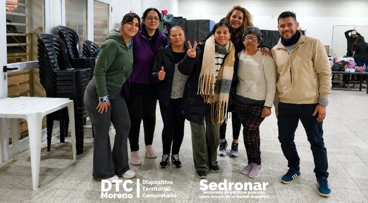 DiatMoreno's tweet photo. Taller de Tango “#AbrazosTangueros”
Con una ronda de presentación generamos un espacio de encuentro y de confianza entre los participantes y se trabajan los pasos básicos del tango, favoreciendo la seguridad corporal y la conexión con la pareja de baile.
@MorenoMunicip
@Sedronar https://t.co/3ab8L4pgkT