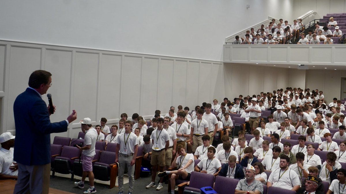 CSexton25's tweet photo. Wonderful morning at @tennesseetech with @RyanWilliamsTN speaking to @AmericanLegion’s Boys State! It was a privilege to address these young men and interact with them. One day they will be leading our country, state and communities. https://t.co/yWmymDMd8b