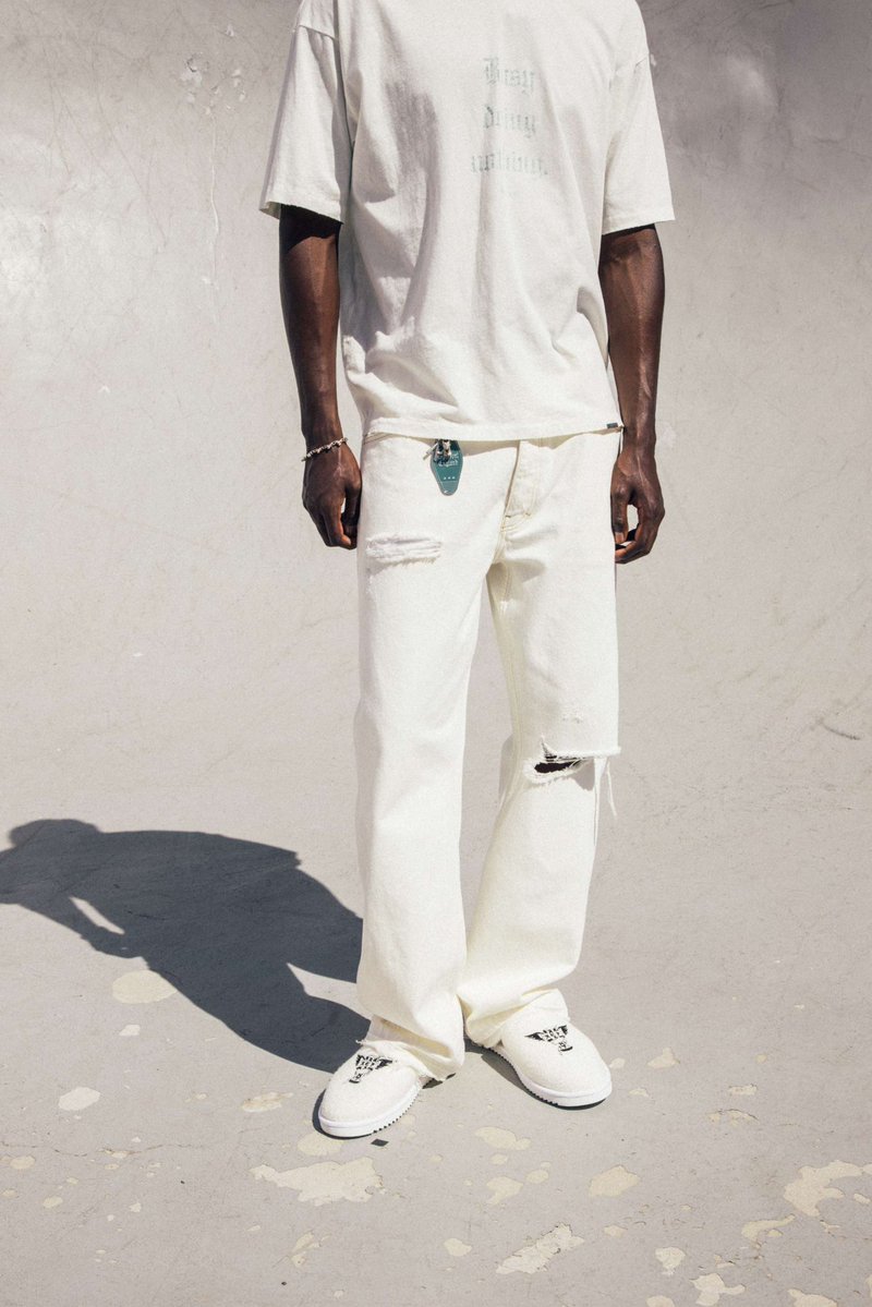 representclo's tweet photo. The Heaton Denim in our signature flat-white tone, with an off-white thread throughout, and the original left knee hole &amp; unpinned hems.

The reverse print 'Busy Doing Nothing' slub ringer t-shirt with a contrast collar in the turquoise tone. https://t.co/yV9UzBgniR