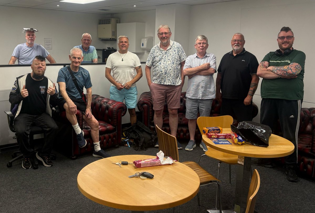 seanbigfellamel's tweet photo. Tonight @WidnesRL Extra Time enjoyed  “Tea &amp; a chat Tuesday” and a very credible “Viking Clap” supported by @stateofmindsprt @Zer0Suicide &amp; @Mersey_Care 👏
Every Tuesday at 6.30 @DcblStadium men interested in Mental Fitness are very welcome 👍 https://t.co/5iGLlW573R