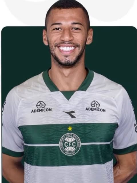 VinyJB's tweet photo. @PJordan__ Ce sont les deux meilleurs joueurs de notre équipe. Si vous payez le prix, d'accord, je les emmène même à l'aéroport. https://t.co/S5F2HbyFl0