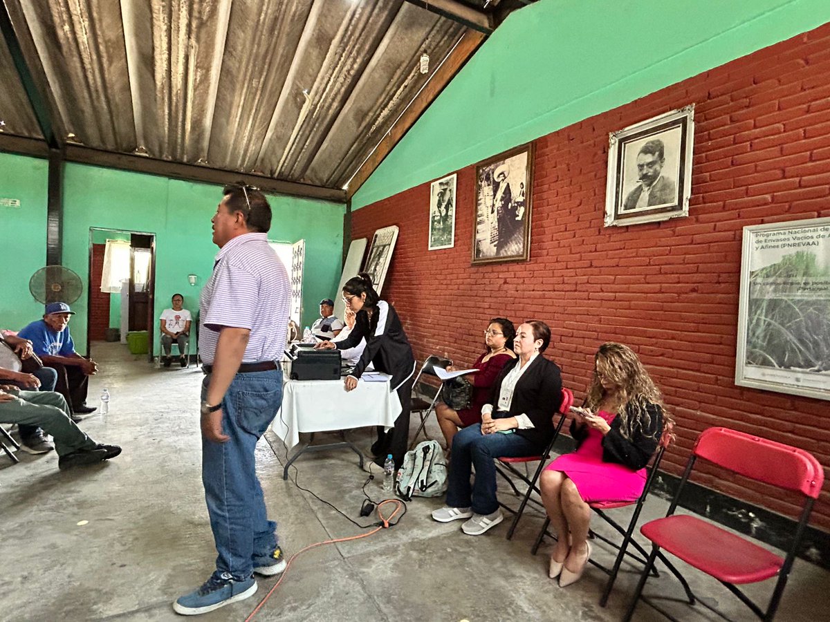 PAgraria's tweet photo. 📍 #Puebla 

Se realizó la asamblea de inauguración del Centro de Atención Agraria (CDAA) de Tilapa, con la presencia del presidente municipal. 🏛️🤝 

#CDAA #AtenciónAgraria #TrabajoTerritorial #PropiedadSocial #VidaAgraria https://t.co/Oa29puXHJj