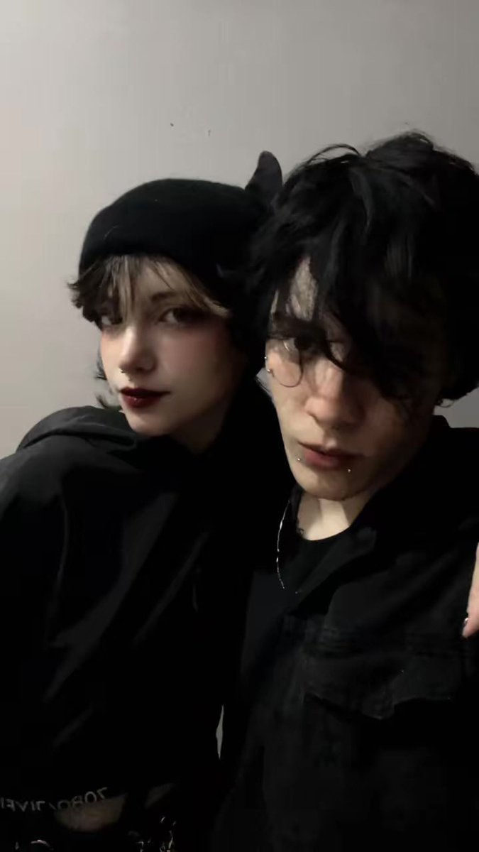 S0FTC0R_'s tweet photo. Me and my man✨ https://t.co/k56ea9jqGS
