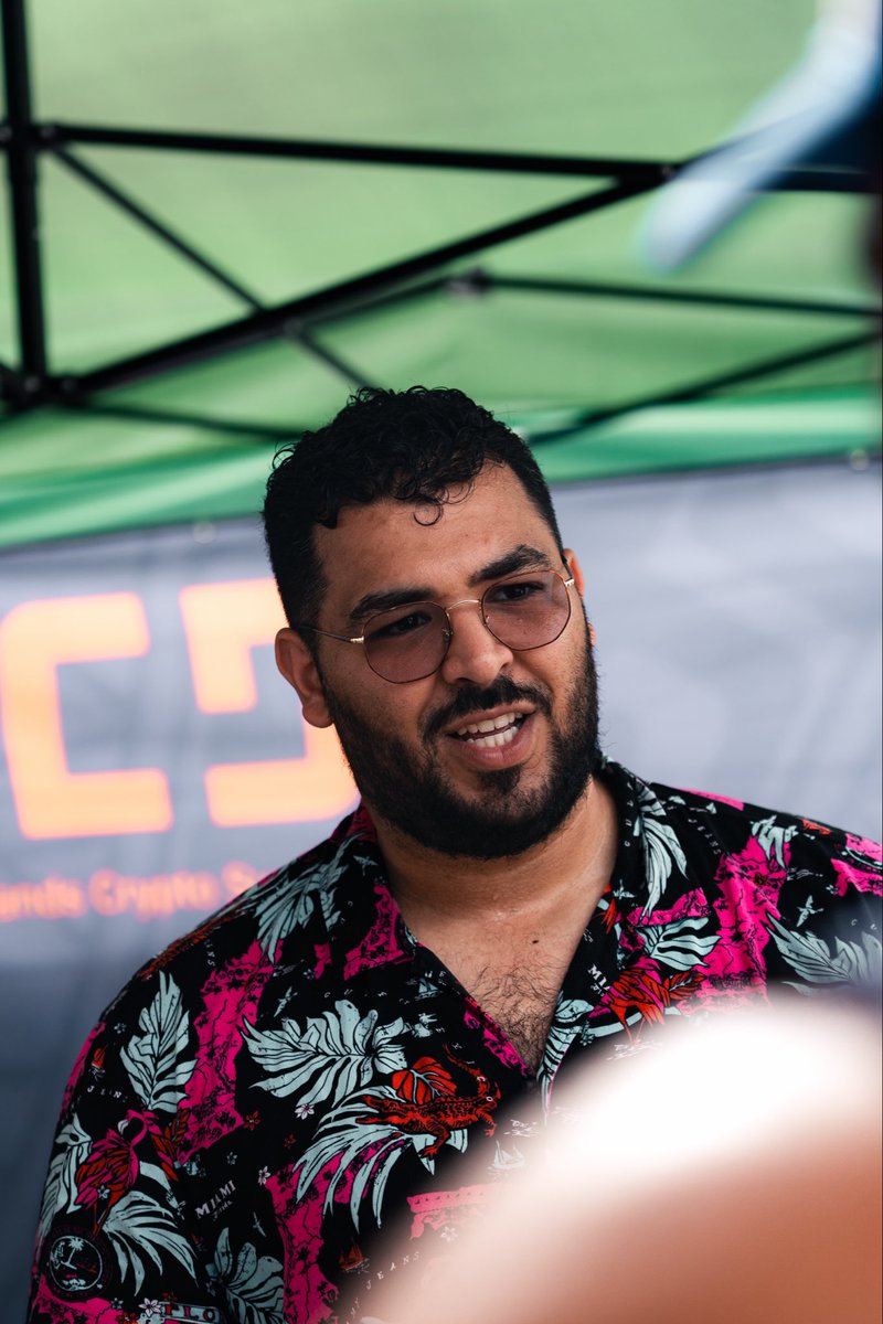 B_AkademIA3's tweet photo. Papeete - J3, dernier jour du #PICS2 

Journée entière sur le stand pour finir comme on a commencé : à échanger, à rencontrer, à transmettre.

On repart avec des connexions, des projets qui s’amorcent et beaucoup de soleil en bonus 

Merci à tous ceux qui sont venus nous voir. https://t.co/r9CdauusG4