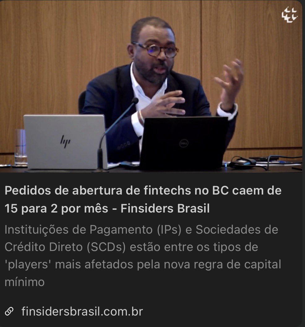 RennoGuil's tweet photo. Políticos são guarda-costas de bilionários.

Sempre que surge um “pobre” eficiente e inovador, eles debocham.

Mas, se a ideia dá certo, criam barreiras protecionistas:

“Opa! Agora vai precisar de capital mínimo para entrar nesse mercado. Sabe como é… precisamos proteger os clientes.”

E eles nem estão mentindo.

O detalhe é que não estão falando dos clientes das fintechs.

Estão falando dos clientes deles.
Os bilionários.