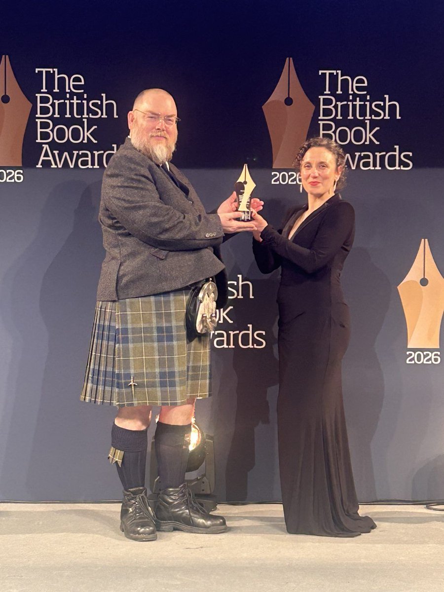 InsideTimeUK's tweet photo. #newsround: And the Library of the Year award goes to … a prison https://t.co/f4UM1dt0jx https://t.co/ZgqIGf91Ia