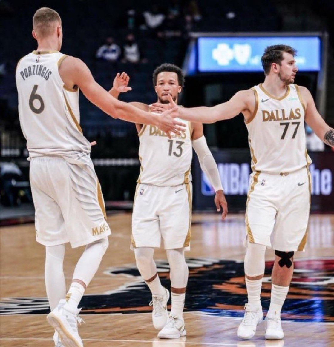 Hoops tweet media