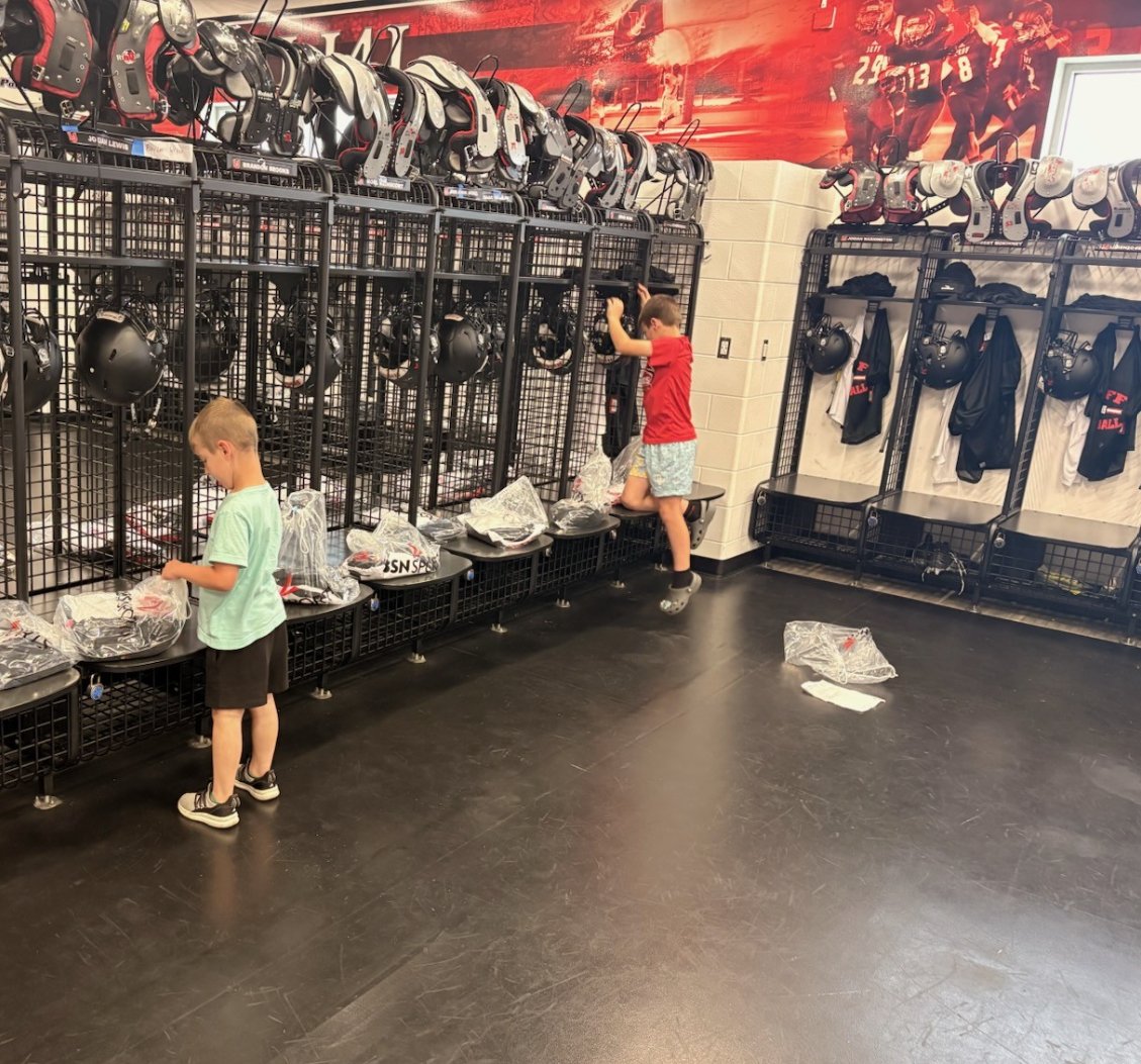 CoachShanley's tweet photo. Called on a couple of reinforcements to get the locker room all squared away for Practice #1 tomorrow.  JJ and Jack are AGNB today!  Almost go time.  #AGNB #WTW https://t.co/fggabYF8Bn