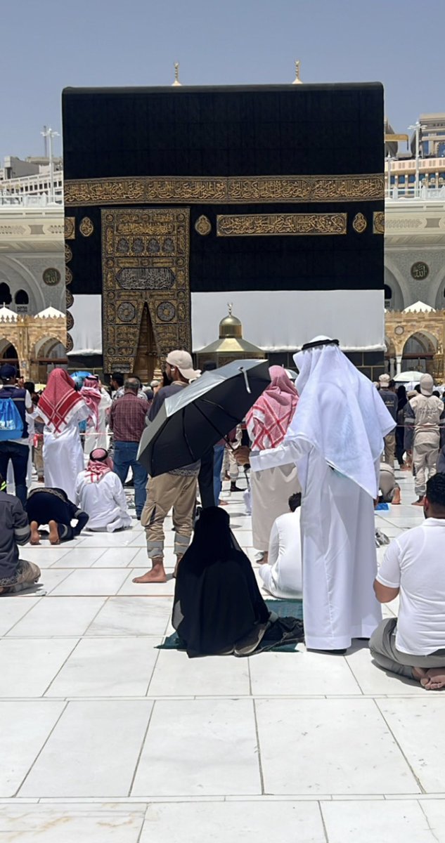jedh20002's tweet photo. صورة اليوم من الحرم اليوم 
من أجمل الصور التي صورتها  #عيد_مبارك https://t.co/ISuYimRg7l