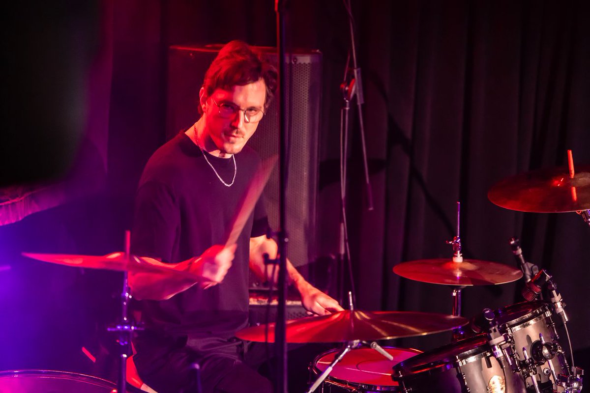 BetTzedek's tweet photo. On April 25th, local band The Grind — featuring legal talent from @Grindr, Domb &amp; Rauchwerger &amp; Given Law Offices — performed at the 15th Annual @LawRocksGlobal concert, in support of Bet Tzedek!

The concert raised over $100,000 for L.A. nonprofits. 🎉 Thank you, #LawRocks! https://t.co/qIjojRJF7L