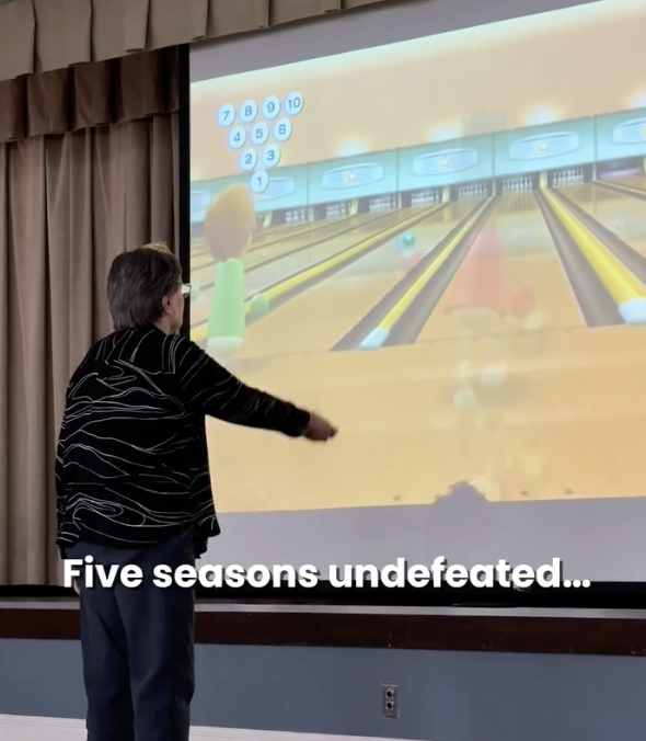 barstoolsports's tweet photo. The Thunder aren't even close to the best team in Oklahoma- The "UV Okies" retirement community Wii Bowling Team are going for their 6th straight undefeated season 😤 https://t.co/HvM8W5P82x
