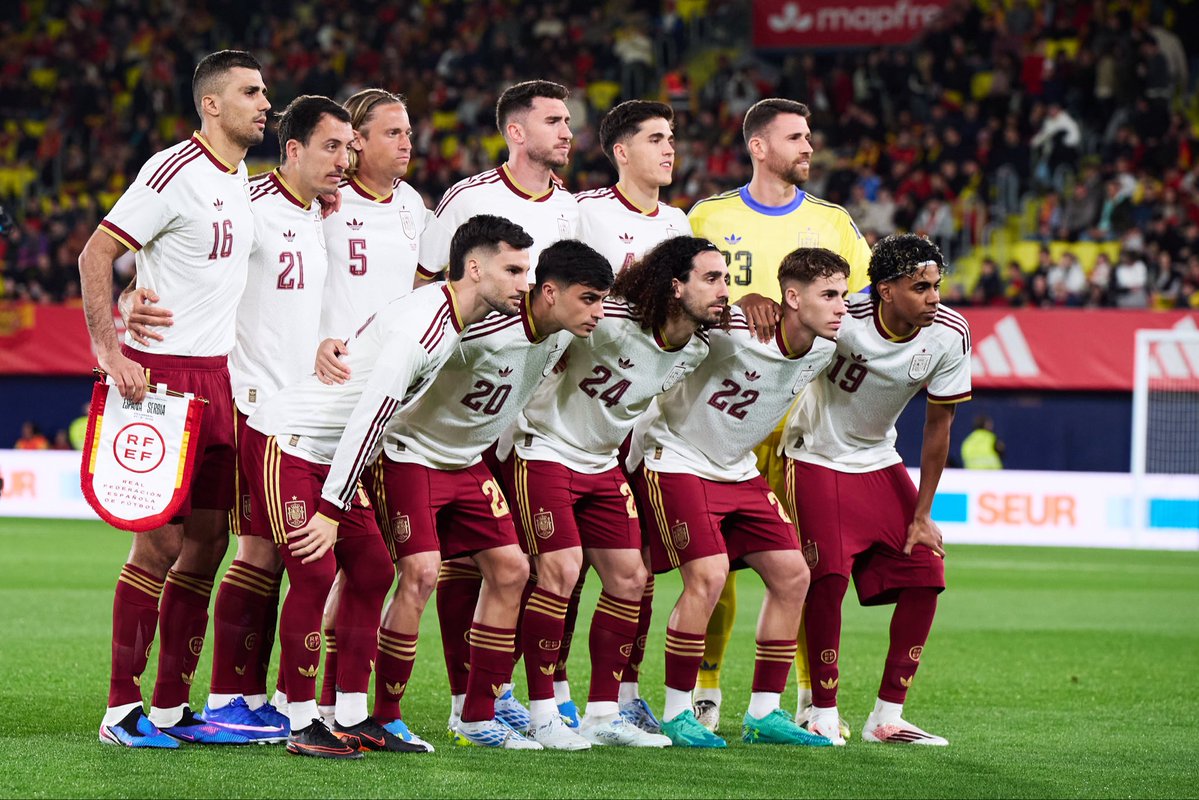 Español y Culé tweet media
