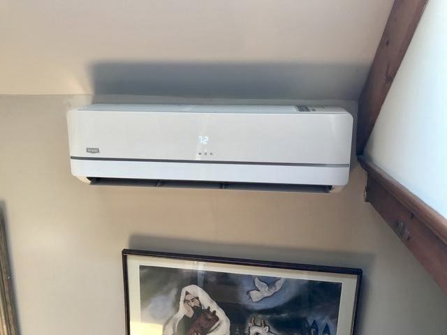 8334THEUCS's tweet photo. Bryant 3ton High efficiency mini-split system. 
(Addition &amp; master bedroom) 

#HVAC
@BryantHeating1 https://t.co/ZJY3iHZTcY