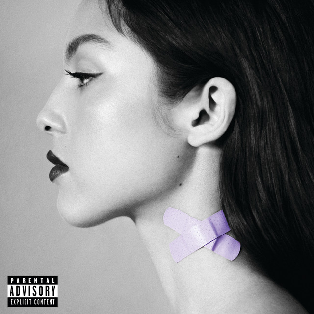 RodrigoPopBase's tweet photo. Olivia Rodrigo announced 'vampire' 3 years ago, today. https://t.co/ad4JtBgGXZ