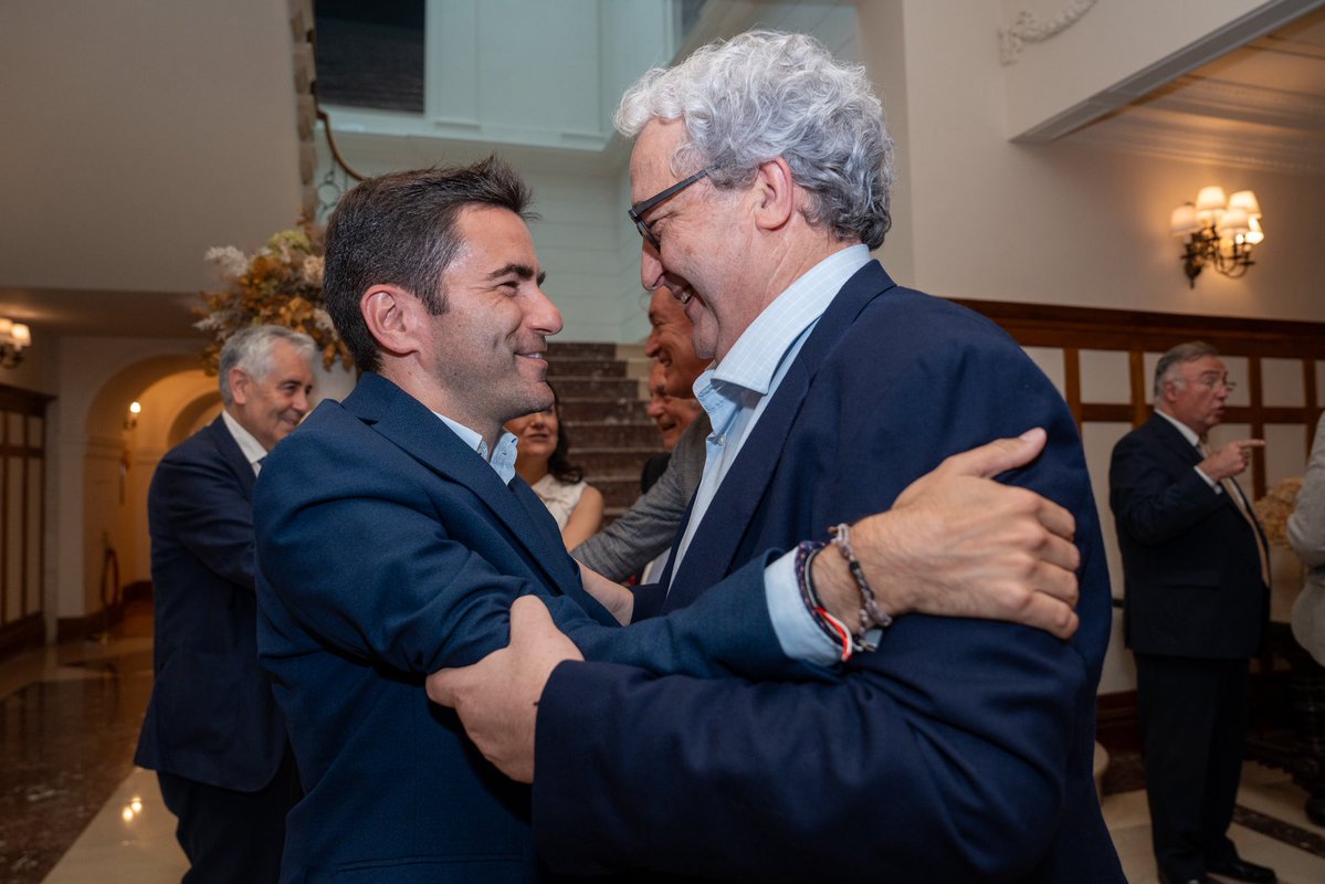 Pedro Casares tweet media