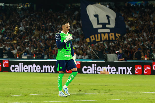 PumasELP's tweet photo. Gracias a Dios tuvimos un gran torneo, un gran año, tristes la verdad porque no se obtuvo el objetivo principal, pero yo creo que Dios siempre nos da fuerzas para levantarnos y seguir adelante: Keylor Navas 🗣️ https://t.co/tQTAFnRYF9