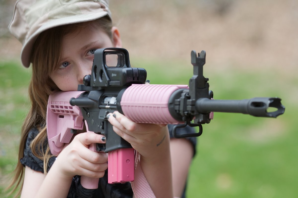 IndyAntifa's tweet photo. @jsmunguiajr @Liberty_Gabe @LastonSlappy @gsd7373 @t_rev_c @its_The_Dr My eldest daughter's AR (she was 11 shown here, 28 now) has a 14.5" barrel and is completely legal without NFA paperwork.

When you can figure out how that is possible, come back and we can have an informed discussion. https://t.co/dH8Qn2PfNM