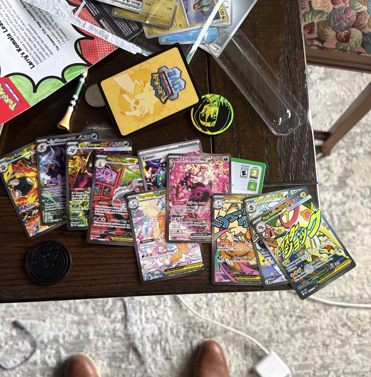 SlothMane333's tweet photo. Sloth Mane the ascended hero

God pack 
#PokemonTCG https://t.co/R3PHxeKxhd