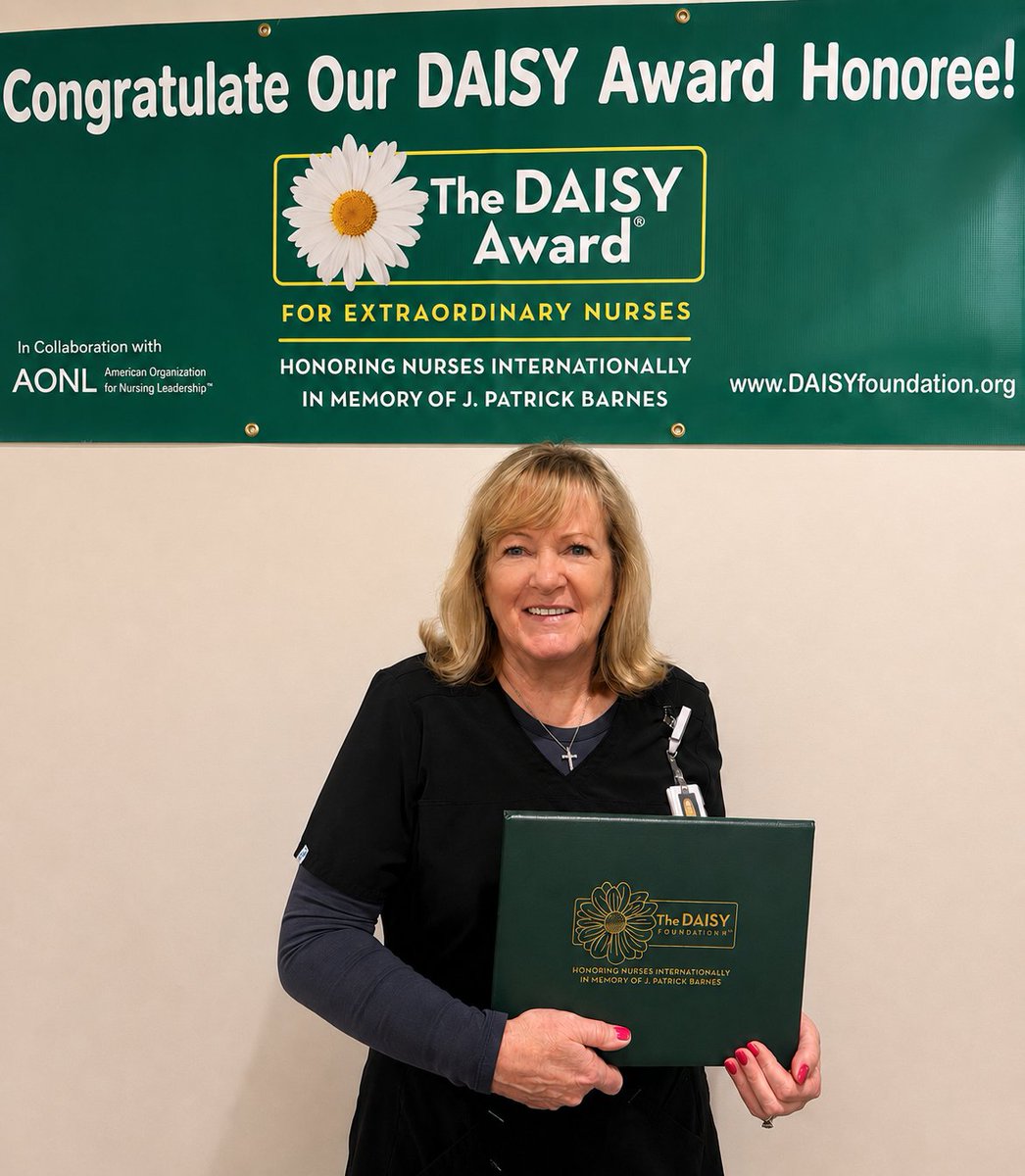 MassGeneralNews's tweet photo. Mass General nurses Cheryl Griffin, RN, and Julie Kasparian, BSN, RN, have been recognized as @daisy4nurses award recipients, an award that acknowledges members of the nursing staff who provide exceptional care to their patients. https://t.co/1GAp1yiYdI
