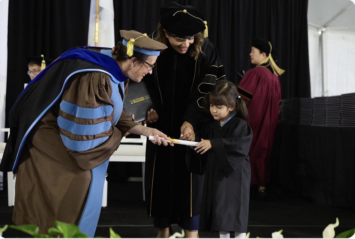 HalimaKazem's tweet photo. Congratulations Dr. @Limaahmad jan qand! So happy for you my kind and talented friend. You've worked so hard and wrote a powerful dissertation. I was honored to be on your committee. This is the sweetest photo. Together we rise! 
@OmaidSharifi https://t.co/aq1ei6rzP7
