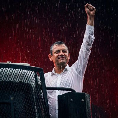 chpgencbatman's tweet photo. Genel Başkanımız Özgür Özel’in liderliğinde yürüdüğümüz bu yolda umudumuz da inancımız da çok büyük.Çünkü biz bu mücadeleye yürekten inanıyoruz.Birlikte başaracağız, hiçbir şüphemiz yok.İnancımız tam, kararlılığımız nettir.Birlikte güçlüyüz, birlikte başaracağız. https://t.co/n0fQwwsLIw