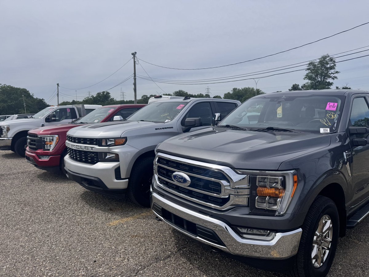 AkronAutoAuctio's tweet photo. 🇺🇸 Join us tomorrow (5/27) morning for a special WEDNESDAY sale @ Akron Auto Auction! Lanes begin at 8:30am! https://t.co/l0Z3RZbYnf

View this week's inventory and bid online on https://t.co/54R3IFrASR

#akronautoauction #memorialdaysale https://t.co/1wBZ7LeJDr