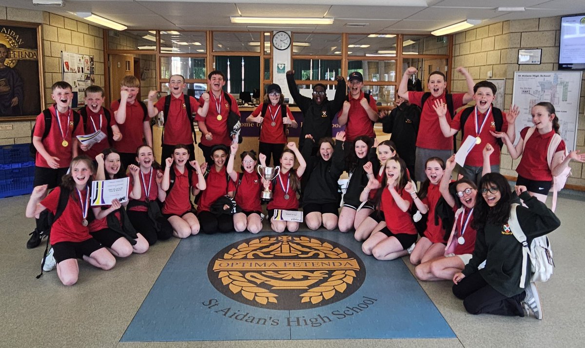 StAidansHigh_PE's tweet photo. 💜💛 P7 Sports Day Champs 💛💜

A huge congratulations to all our athletes today, especially our medal winners 🥇🥈🥉

There can only be one overall Champion… and this year it’s Patrick’s Primary! 👏💪🏆

Their first Sports Day victory since 2012 — what an achievement! 💜💛 https://t.co/fQbULGaVC9
