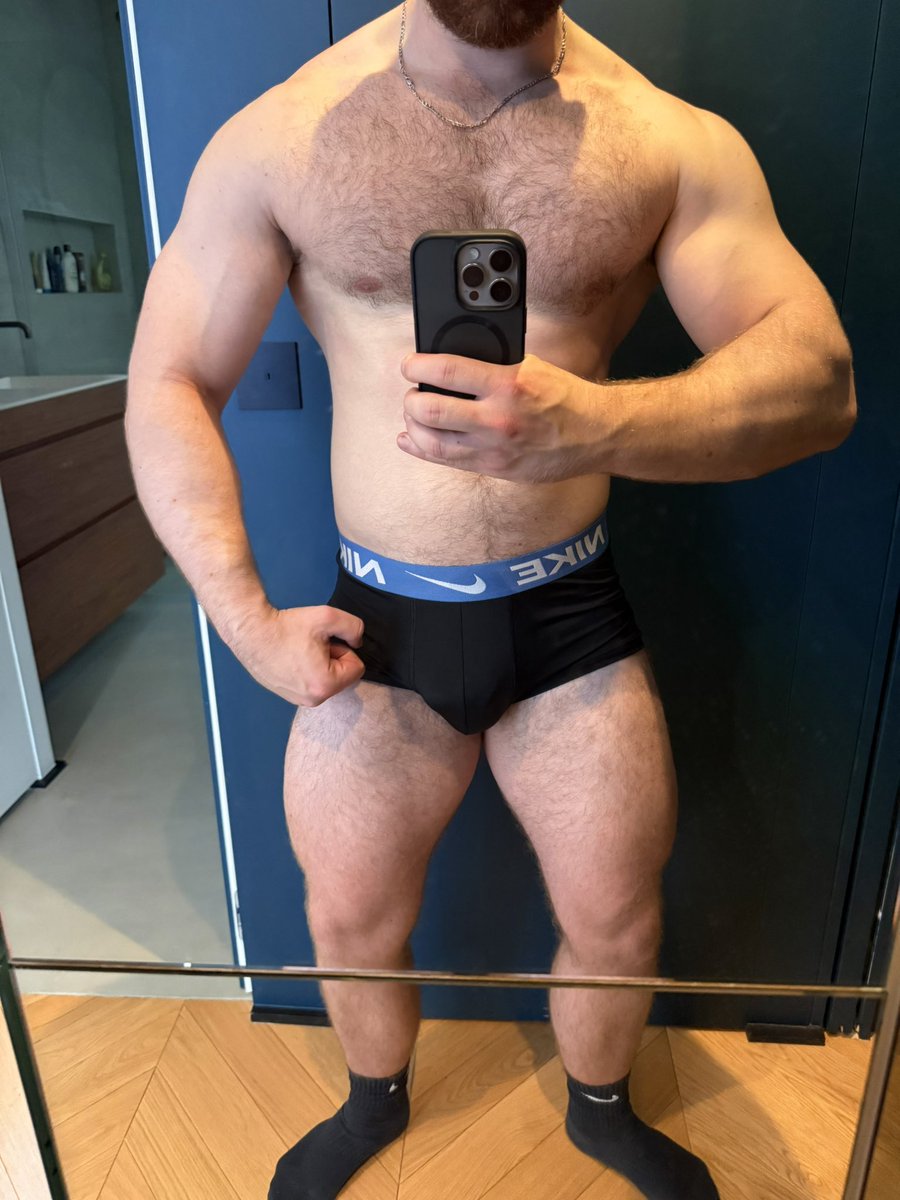 manlylifter's tweet photo. Would you like me to be a good boy? 😈 https://t.co/Efcs4N72sz