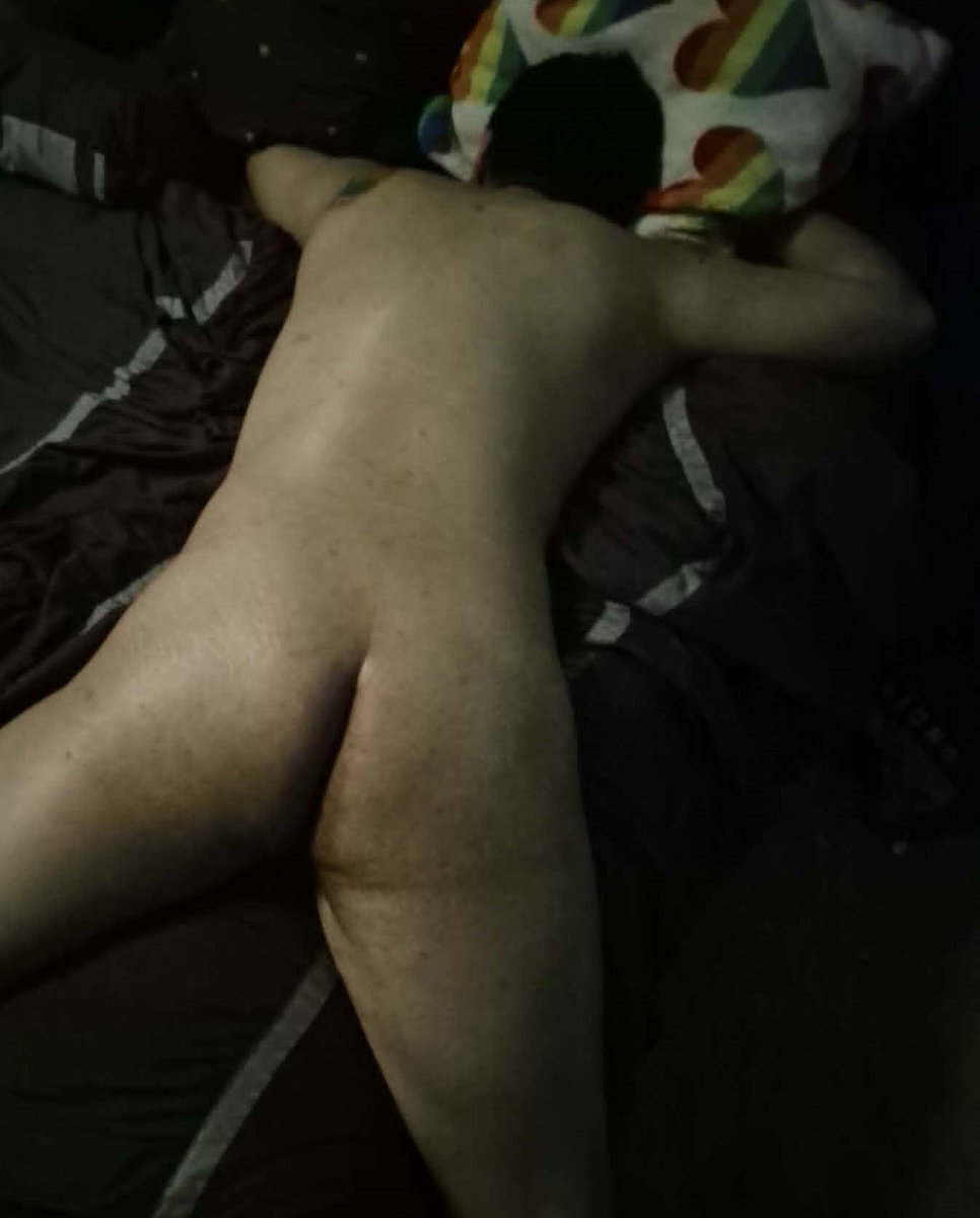 my_spreading's tweet photo. Got to fuck this young Hispanic kid yesterday. His ass was greased up and ready to be fucked when I got there! https://t.co/aesaJ0hZeb