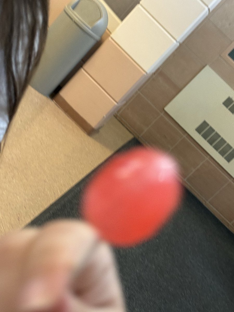roach_toes tweet media